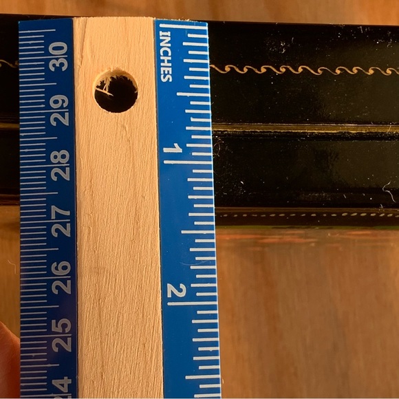 Vintage Russian Lacquered Box - Picture 10 of 14